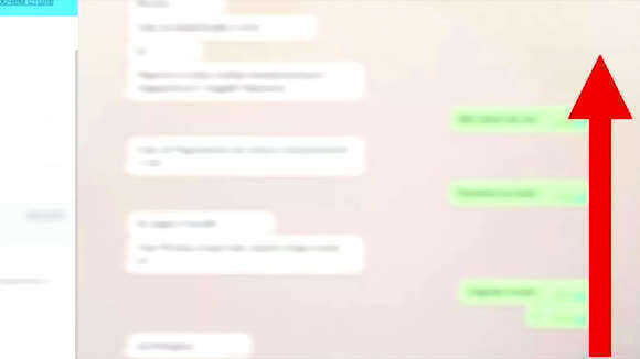 Как быстро перейти в начало переписки в WhatsApp на телефоне