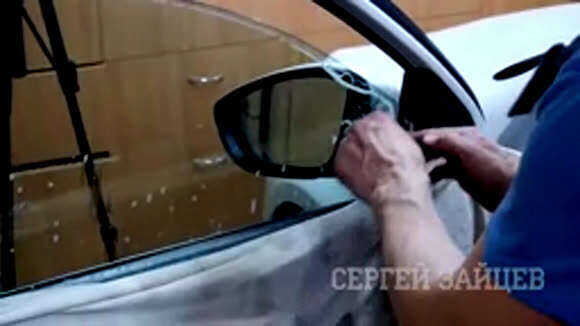 Как самостоятельно тонировать автомобиль без ошибок и пузырей за один день