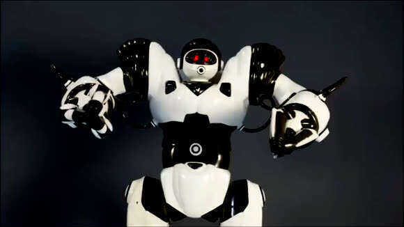 Интерактивный робот Robosapien Wowwee 8081 с управлением на пульте фото 2