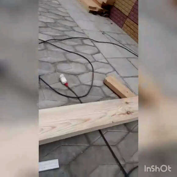 Удобная деревянная лестница на чердак для вашего дома фото 2