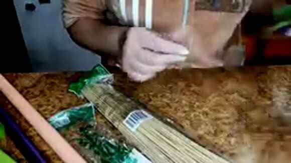 Как сделать букет из чупачупс своими руками: пошаговая инструкция фото 2
