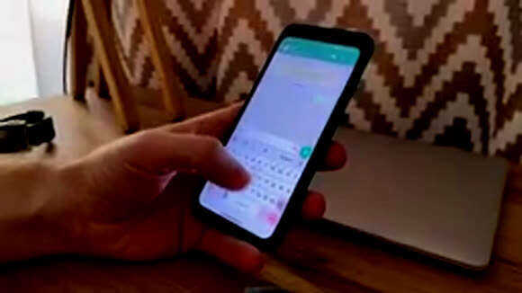 Как быстро перенести стикеры из Telegram в WhatsApp на Android