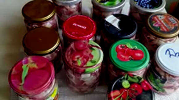 Как приготовить домашнюю тушенку из бройлера с салом фото 6