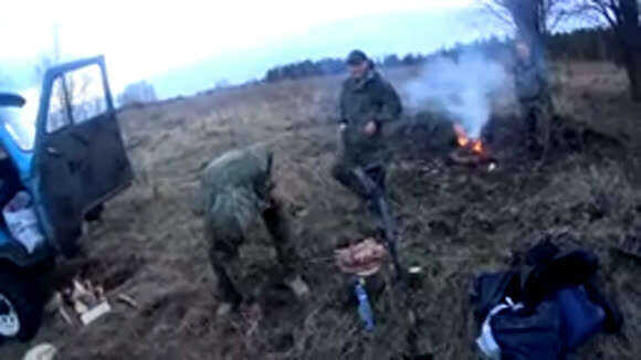 Захватывающие покатушки на УАЗ Буханка по бездорожью и грязи