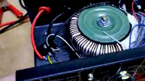 Быстрое зарядное устройство для автомобильных аккумуляторов Vollrusystem