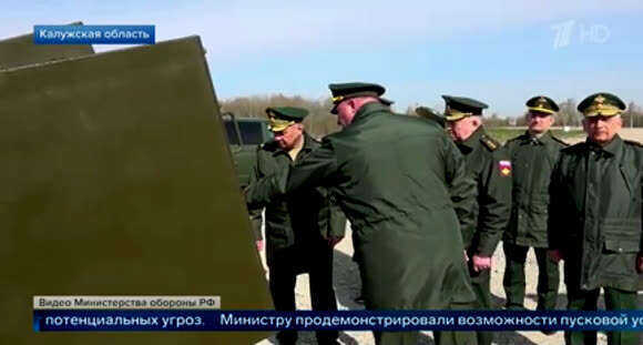 Шойгу проверил выполнение гособоронзаказа и готовность боевого дежурства фото 6