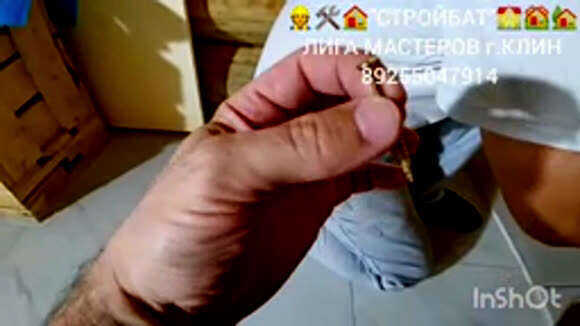 Отделка бани ольхой в стиле Леший правильный монтаж необрезной доски фото 2