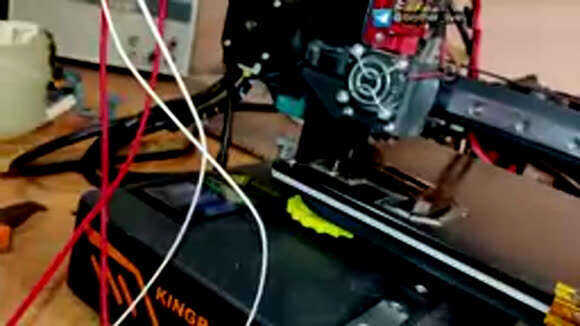 Делаем филамент из ПЭТ бутылок для 3D печати своими руками